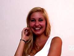 Blondine, Tschechisch, Frau, Fetisch, Fußfetisch, Piercing, Solo, Titten