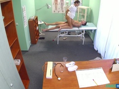 Leie, Blasen, Besamung, Krankenschwester, Büro, Muschi, Uniform, Spanner