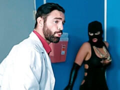 Анальный секс, Большие сиськи, Застукали, Двойное проникновение, Секс без цензуры, Милф, Два парня и девушка, Втроем