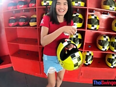 18 jaar, Enthousiasteling, Aziatisch, Grote lul, Pijpbeurt, Hd, Gezichtspunt, Thais