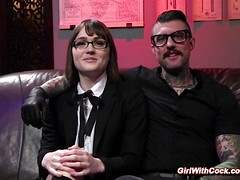 Sadomasochismus, Blasen, Fesselspiele, Kehlenfick, Domination, Fetisch, Transe, Transfrau