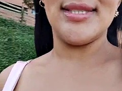 Большие сиськи, Эксгибиционист, Латиноамериканки, На природе, На публике, Сиськи