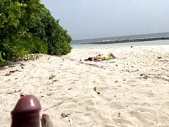 Strand, Verrückt, Schwanz, Aufs gesicht abspritzen, Fetisch, Handjob, Riesig, Spanner