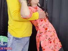 Hablar sucio, Estilo perrito, Familia, Primera ves, Peludo, Pajear, Sexo duro, Indio