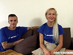 18 jahre, Arsch, Grosser schwanz, Blondine, Blasen, Hundestellung, Natürlichen titten, Titten