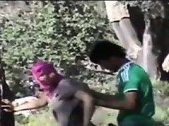 Enthousiasteling, Buiten, Shemale