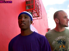 Amateur ebony thug surrenders to white