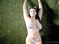 Wine, cupcake, slomo