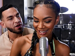 Leie, Grosser arsch, Grosser schwanz, Grosse titten, Hundestellung, Interrassisch, Dürr, Jungendliche (18+)