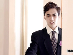 DADDY4K. Teenager in white dress gives her vagina to old