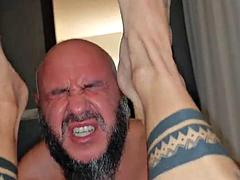 Grosse bite, Gros seins, Pieds, Fétiche, Fétiche des pieds, Mère que j'aimerais baiser, Espagnole, Tatouage