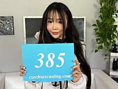 Aziatisch, Grote kont, Grote lul, Grote mammen, Pijpbeurt, Bruinharig, Hondjeshouding