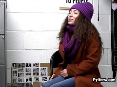 18 ans, Amateur, Sucer une bite, Brunette brune, Hard, Hd, Bureau, Nénés