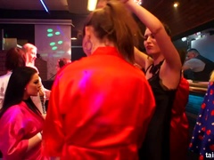 衣服着たままセックス, ハードコア, レズビアン, オージー, パーティ, ポルノスター, スインガー, 濡れ