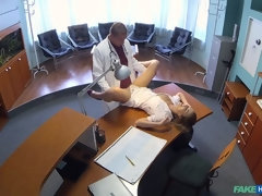 Lamer culo, Engañando, Médico, Estilo perrito, Penetracion con dedos, Lamidas, Enfermera, Voyeur