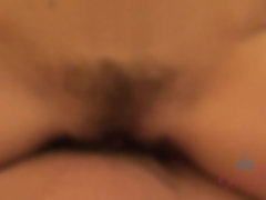 Braunhaarige, Besamung, Freundin, Handjob, Orgasmus, Pov, Rasiert, Scherzbold