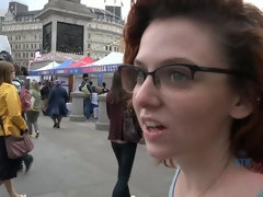 Mamada, Morena, Gafas, Peludo, Besar, Lesbiana, Pezones inflados, Tetas