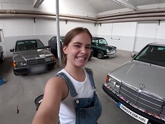 Enthousiasteling, Auto, Sperma shot, Diep in de keel, Duits, Natuurlijk, Natuurlijke tieten, Gezichtspunt