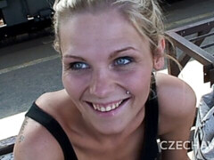 Amateur, Cul, Blonde, Sucer une bite, En levrette, Chatte, Rasée, Adolescente