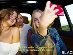 Noire, Sucer une bite, Éjaculer dans la bouche, En levrette, Interracial, Léchez, De plein air, Chatte