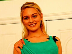 Grosser schwanz, Hundestellung, Zierlich, Rasiert, Kurzes haar, Dürr, Jungendliche (18+), Titten