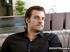 Blasen, Braunhaarige, Spermaladung, Hundestellung, Hardcore, Lecken, Jungendliche (18+), Titten