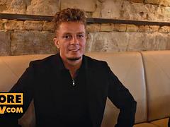 Большой член, Большие сиськи, Минет, Двойное проникновение, Секс без цензуры, От первого лица, Втроем, Сиськи