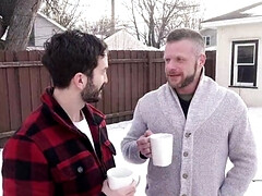 18 jaar, Grote lul, Bruinharig, Daddy, Fetisj, Homo, Hardcore, Trio