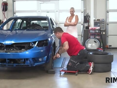 アナル, ブロンド, フェラチオ, 顔射, フェティッシュ, 手コキする, 淫乱熟女, コキ