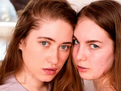 Поза 69, Пальцем, Лесбиянка, Лизание, Мастурбация, Киски, Стриптизерша, Молоденькие