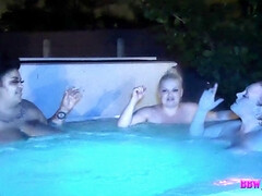 Mooie dikke vrouwen, Grote kont, Grote mammen, Hardcore, Huisgemaakt, Lesbisch, Trio