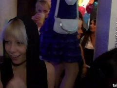 Leie, Bekleidet, Handjob, Muschi, Satin, Strümpfe, Ablutschen, Swingers