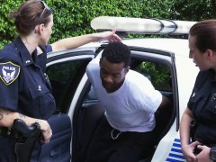 Любители, Минет, Межрасовый секс, Милф, На публике, Рыжие, Втроем, Униформа