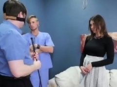 Bruinharig, Speelgoed