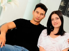 お尻, フェラチオ, 茶髪の, フェティッシュ, 手コキする, キス, なめる, ティーン