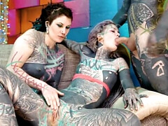Beso negro, Estilo perrito, Ffm, Hd, Lamidas, Chupando, Tatuaje, Juguetes