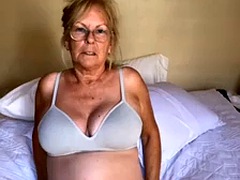 Grosse titten, Dildo, Oma, Masturbation, Reif, Solo, Titten, Netzkamera