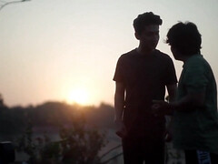 Grosser schwanz, Vollbusig, Doppelpenetration, Lesbisch, Milf, Natürlichen titten, Titten, Ehefrau