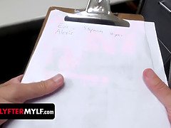 Tridimensionnel, Américain, Sucer une bite, Éjaculation interne, Hd, Bureau, Adolescente, Plan cul à trois