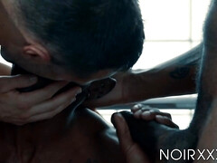 Anal, Noire, Gorge profonde, Gym, Branlette thaïlandaise, Hard, Interracial, Muscle