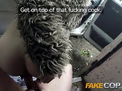 Grosse titten, Blondine, Britisch, Auto, Aufs gesicht abspritzen, Hd, Öffentlich, Titten