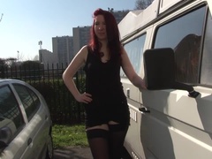 Débutantes prises par derrière  Lily Zoé Angélique