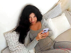 Grosse bite, Sucer une bite, Brunette brune, Famille, Fétiche, Mature, Maman, Gicler