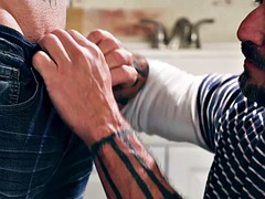 Amateur, Anal, Double pénétration, Doigter, Homosexuelle, Léchez, Plan cul à trois, Nénés