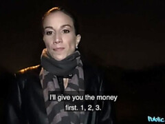 Amateur, Mamada, Estilo perrito, Corridas faciales, Al aire libre, Pov, Público