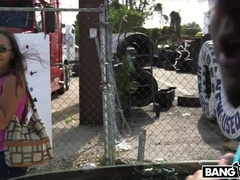 Kont, Pijpbeurt, Bruinharig, Handbeurt, Latijnse vrouw, Natuurlijke tieten, Tieten likken