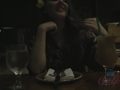 Любители, Бикини, Минет, Брюнетки, Кончили внутрь, Очки, Пухлые соски, Сквиртинг