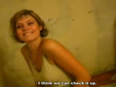 Amateur, Culo, Rubia, Mamada, Madres para coger, Afeitado, Cabello corto, Estriptis