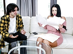 Большая жопа, Большой член, Большие сиськи, Минет, Брюнетки, Собачьи, Милф