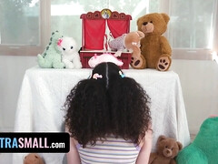 Любители, Минет, Сперма во рту, Член, Очки, Волосатые, Крошечные, Сиськи